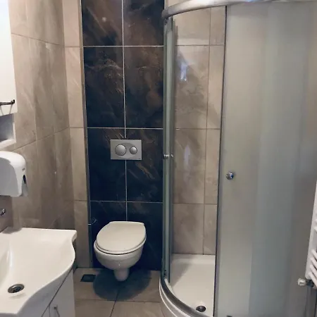 06ev House